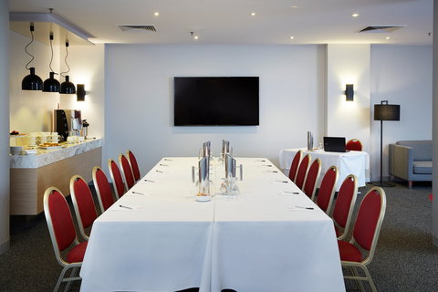 Ibis Perth - Accommodation Daintree 1