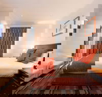 Mercure Canberra - Accommodation Daintree