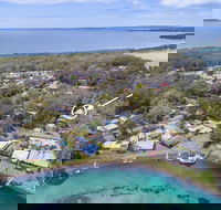 Metta at Myola Stylish Cedar Beach House - Accommodation Daintree