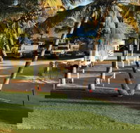 Peoples Park Coral Bay - Accommodation Daintree