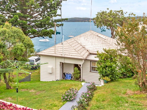 Tommy's Lakehouse - Accommodation Daintree 1