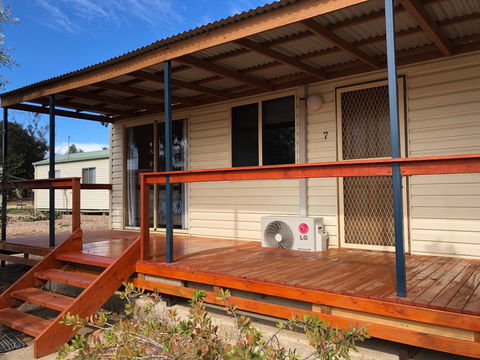 Wagga Wagga Tourist Park - Accommodation Daintree 0