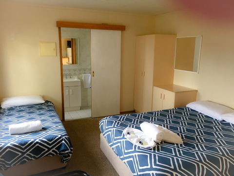 Wagga Wagga Tourist Park - Accommodation Daintree 1