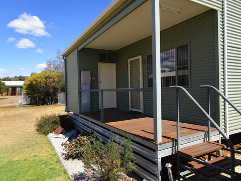 Caddy Shack Dunedoo - Accommodation Daintree 1