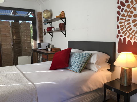 Casey Street Suite And Studio - Accommodation Daintree 2