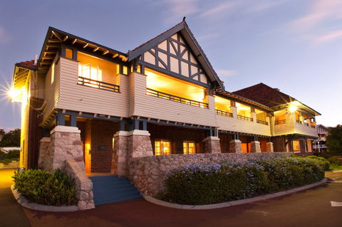 Caves House Hotel Yallingup - Accommodation Daintree 0