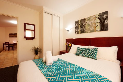 Coffee House Apartment Motel - Accommodation Daintree 0
