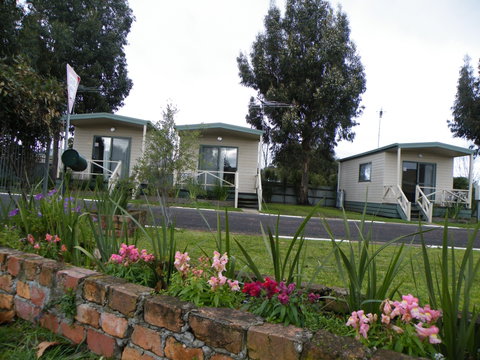 Hamilton Caravan Park - Accommodation Daintree 0