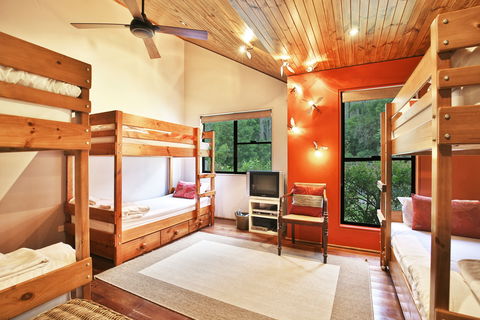 Indooroopilly - Accommodation Daintree 1