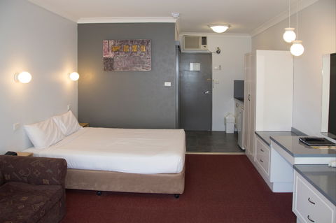 Port Aloha Motel - Accommodation Daintree 1