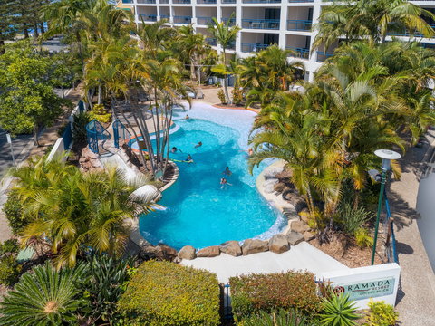 Ramada Resort By Wyndham Golden Beach - Accommodation Daintree 0