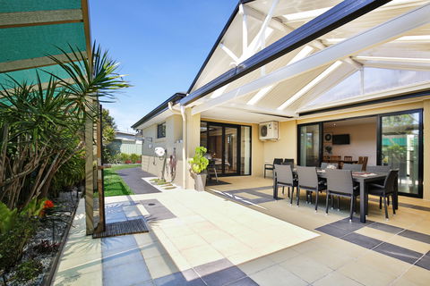 Sandy Bottom Callala Beach - Accommodation Daintree 0