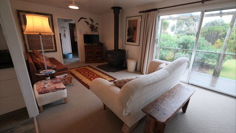 Sisters Beach House - Accommodation Daintree 2