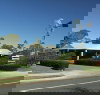 Tambo Mill Motel and Caravan Park - Accommodation Daintree