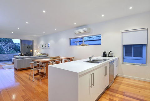 Alexander By The Sea - Accommodation Daintree 2