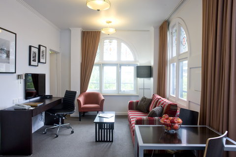 Alto Hotel On Bourke - Accommodation Daintree 2