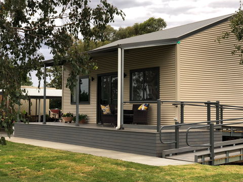 Appleyard Bed And Breakfast - Accommodation Daintree 0