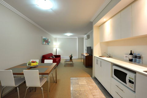 APX Darling Harbour - Accommodation Daintree 2