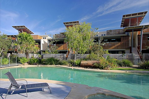 Beach Villa 17, East On Byron - Accommodation Daintree 1