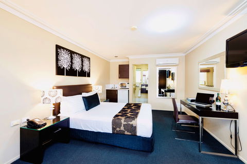 Best Western PLUS Ambassador On Ruthven - Accommodation Daintree 0