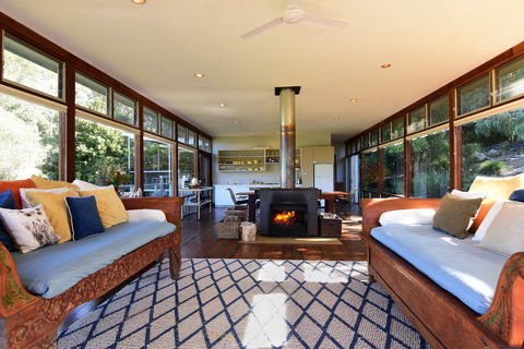 Budderoo - Accommodation Daintree 0