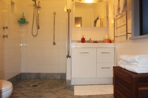 Clyde Cottage - Accommodation Daintree 0