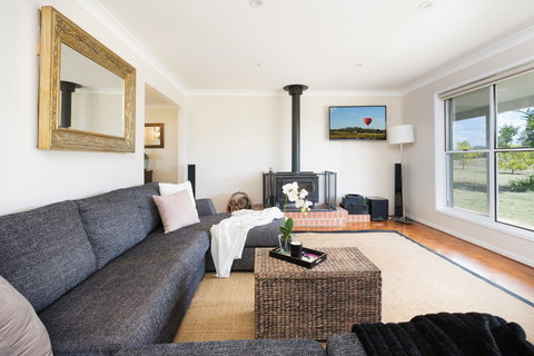 Hillcrest House - Accommodation Daintree 1