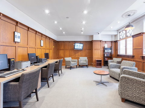 Ibis Styles Kingsgate Hotel - Accommodation Daintree 2