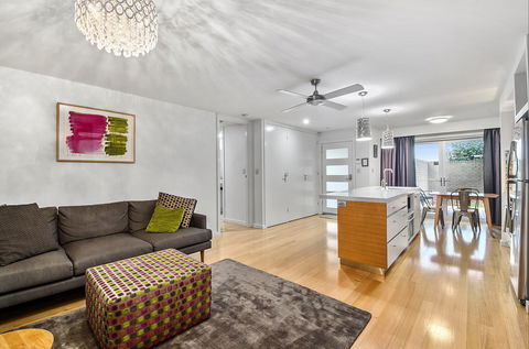 Limestone Coast Apartments - Accommodation Daintree 2
