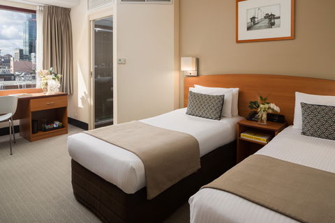 Mercure Welcome Melbourne - Accommodation Daintree 2