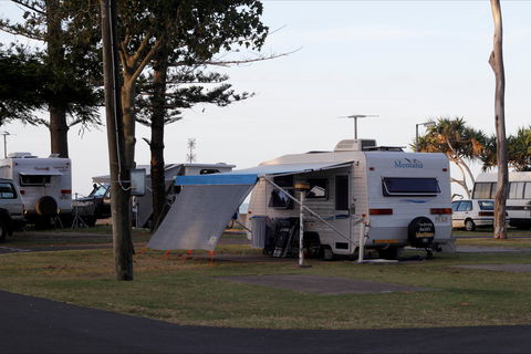 Torquay Beachfront Tourist Park - Accommodation Daintree 2