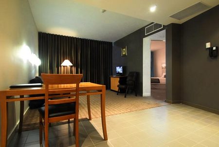 Golden Pebble Hotel - Accommodation Daintree 1