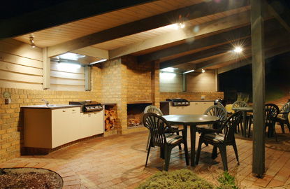 Gipsy Point Lakeside Boutique Resort - Accommodation Daintree 7