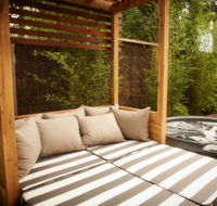 Lake House - Accommodation Daintree
