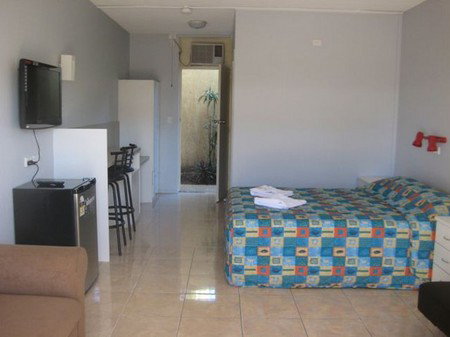 Tweed Central Motel - Accommodation Daintree 3