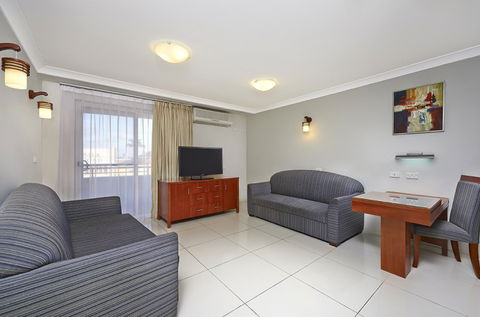 Comfort Inn & Suites Burwood - Accommodation Daintree 3
