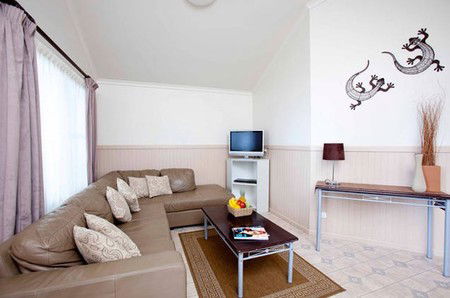 Blue Dolphin Resort & Holiday Park - Accommodation Daintree 5