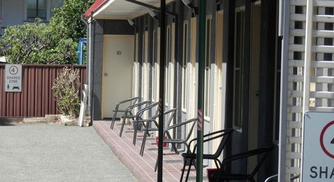 Benjamin Singleton Motel - Accommodation Daintree 0