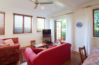 Broadview Waterfront Apartments - Accommodation Daintree 0