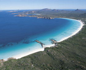 Lucky Bay - Accommodation Daintree 0