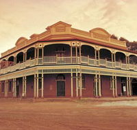 State Hotel - Accommodation Daintree