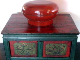 Dragonfly Antiques - Accommodation Daintree 0