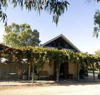 Lake Breeze Wines - Accommodation Daintree