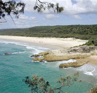 Main Beach North Stradbroke Island - Accommodation Daintree