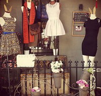 Frou Frou Designs - Accommodation Daintree