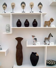 Swinging Swaggy Pottery, Gift Ware And Cafe - Accommodation Daintree 0