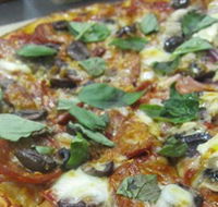 Mezzadellas Woodfired Pizza and Tapas - Accommodation Daintree