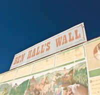 Ben Hall Wall - Accommodation Daintree
