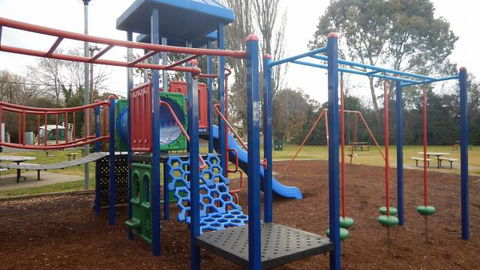 Coronation Park Yass - Accommodation Daintree 3