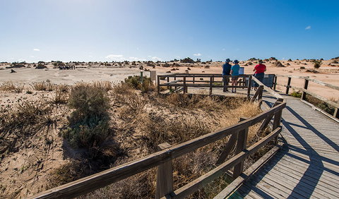 Walls Of China - Accommodation Daintree 1